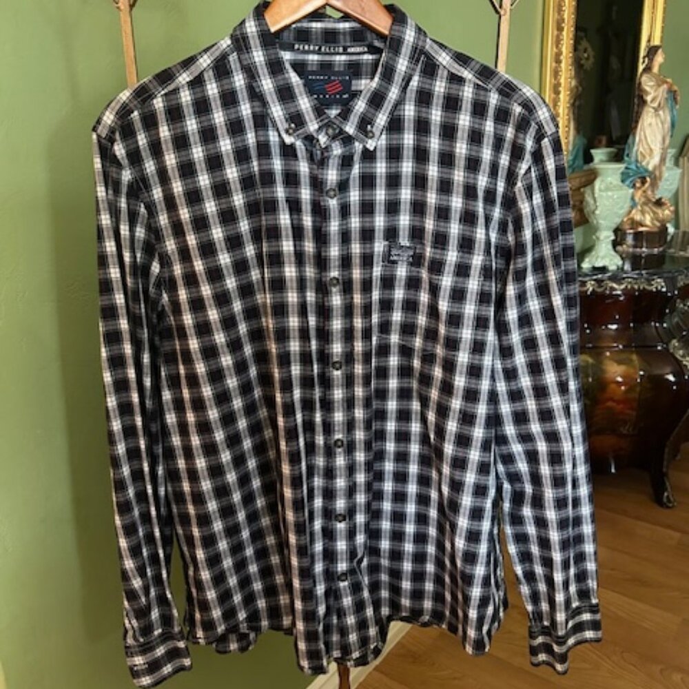 Perry Ellis America Men's Dress Shirt – 2XL – Navy & White Plaid – Excellent